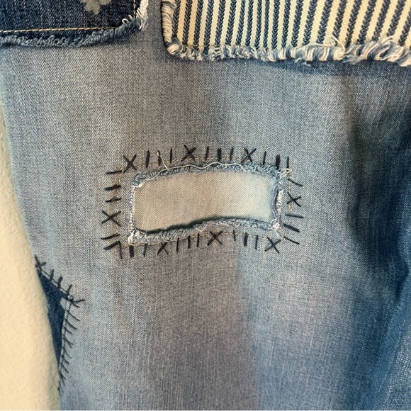 Free people x We The Free Azalea Daisy
Patchwork Blue Jeans SZ 31 - Picture 12 of 13
